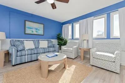 Mins 2 Ocean | Heated Pool + Arcade + Gym & More - image 38 of 132