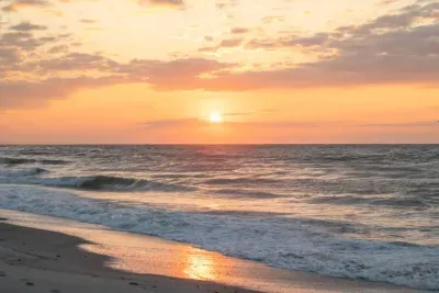 Mins 2 Ocean | Heated Pool + Arcade + Gym & More - image 76 of 132