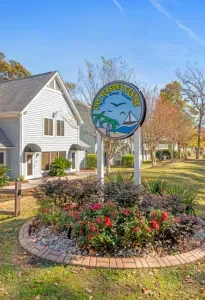 Mins 2 Ocean | Heated Pool + Arcade + Gym & More - image 7 of 132