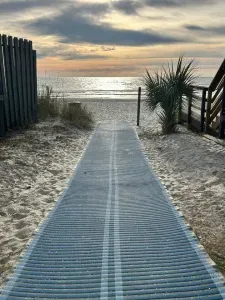 Mins 2 Ocean | Heated Pool + Arcade + Gym & More - image 126 of 132