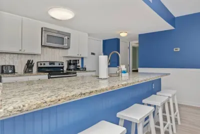 Mins 2 Ocean | Heated Pool + Arcade + Gym & More - image 23 of 132