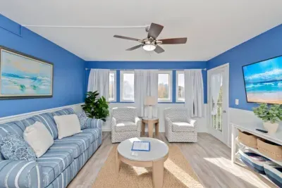 Mins 2 Ocean | Heated Pool + Arcade + Gym & More - image 9 of 132