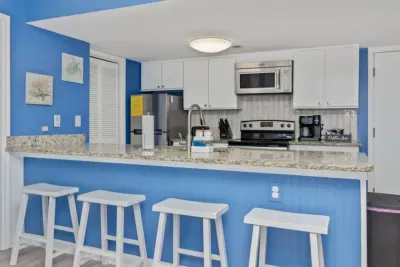 Mins 2 Ocean | Heated Pool + Arcade + Gym & More - image 11 of 132