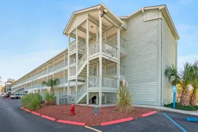 Mins 2 Ocean | Heated Pool + Arcade + Gym & More - image 53 of 132