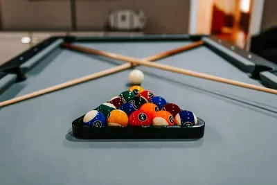 Ready-to-play pool setup for friendly games and relaxed evenings.