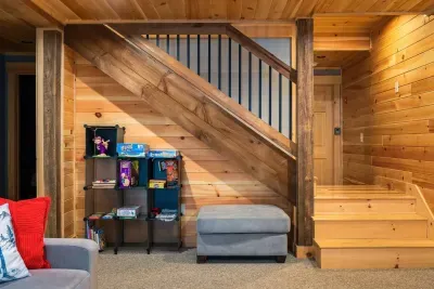 Games galore!! Get your game on and enjoy some friendly competition and lots of laugh in the Twin Lakes Chalet game room!