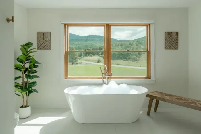 Bathroom 1 - Soaking tub
