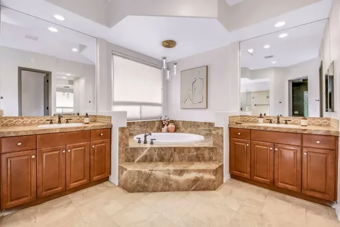 Carefree Casa | Pool • Spa • Arcade • Pizza Oven - image 15 of 166