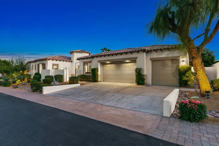 Carefree Casita-81107 Carefree Drive, Indio, CA 92201 - image 33 of 44