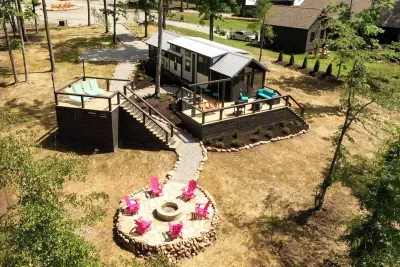 The Dolly House at The Retreat at Water's Edge