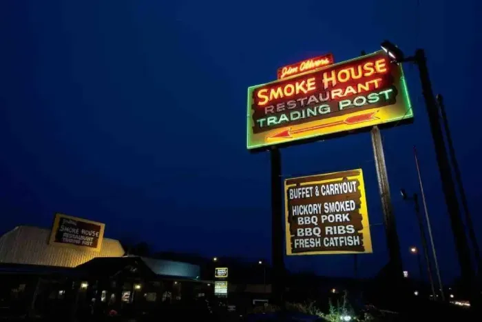 Restaurant located 15 minutes from the Retreat