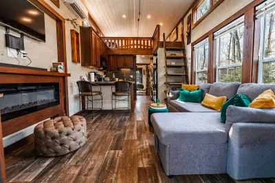 Vinay's Valley Adventure at The Retreat at Deer Lick