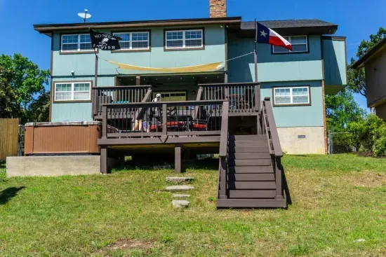 The Turkey Cove Hangout