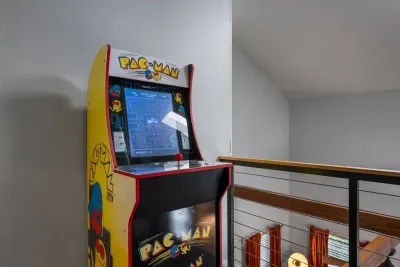 Who will be the Pac Man champion?