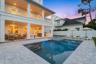 Evenings by the pool, mornings at the beach — your dream getaway starts here.