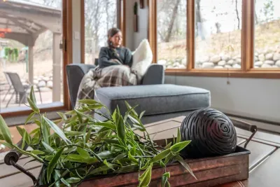 From Airbnb Chaos to Calm: How Co-Hosting Simplifies STR Management featured image