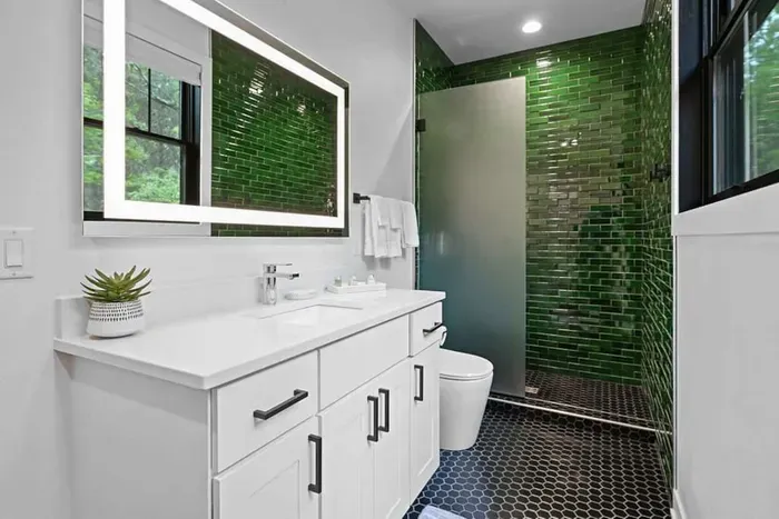 Clean, modern bathroom w/ a fresh, polished look