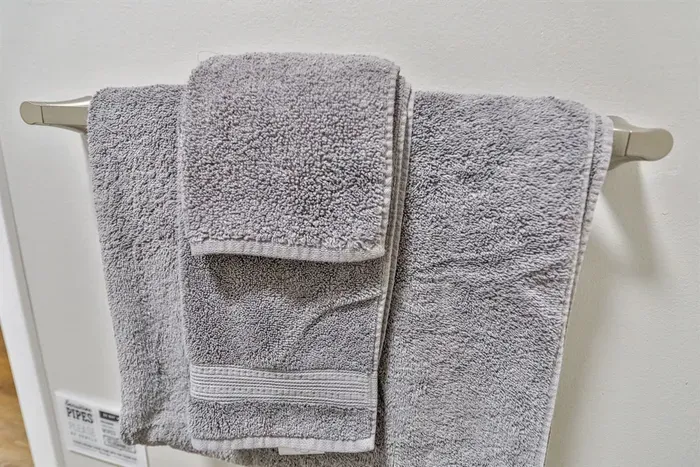 Fresh towel setup adds a clean, comfortable, and guest-ready touch to the bathroom.