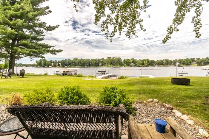 Surrounded by fresh air and natural light, it’s your private spot to relax and soak in the atmosphere.