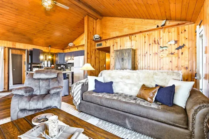 Relaxing Living Area with Natural Light & Stylish Decor