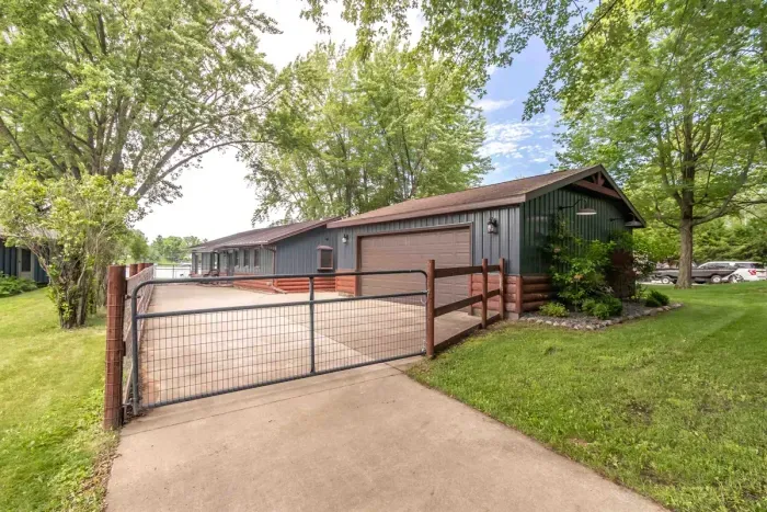 Scenic Nekoosa getaway with lake access, cabins, and a peaceful outdoor setting.