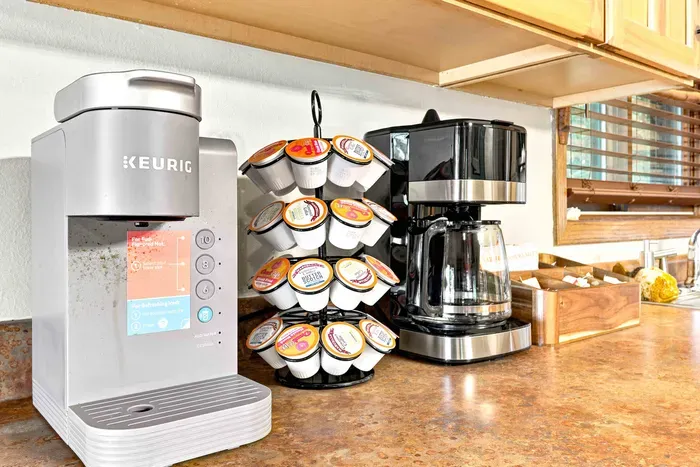 Start your mornings your way at the fully stocked coffee station. Choose between a quick cup from the Keurig single-serve coffee maker with provided K-Cups or brew a full pot with the classic drip coffee maker before heading out to enjoy the day.