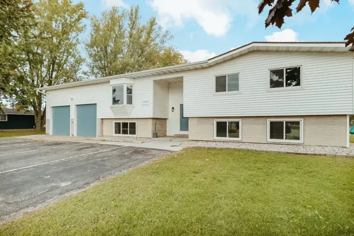 Discover tranquility in the heart of Manor, Washington