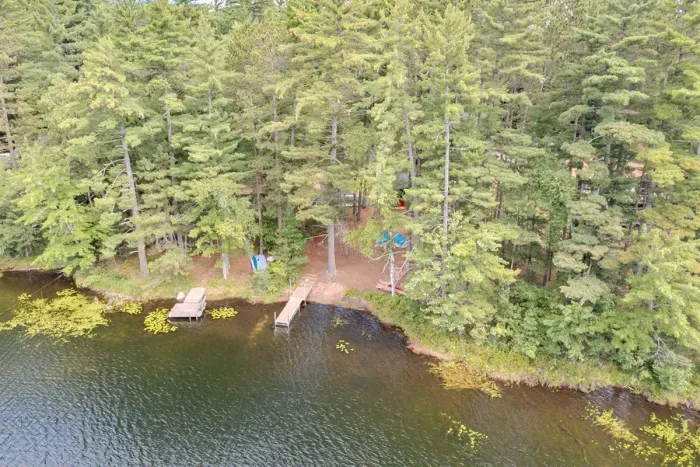 Enjoy a range of premium amenities designed for your comfort and convenience, from modern appliances to tranquil outdoor spaces with direct access to the lake