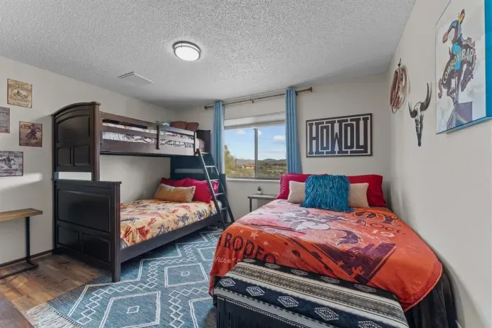 Spacious and versatile—our extra room offers the perfect space for relaxation or productivity.