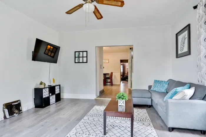 Entertainment room with plush seating