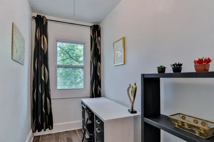 Spa-like bathroom with deluxe amenities and tub