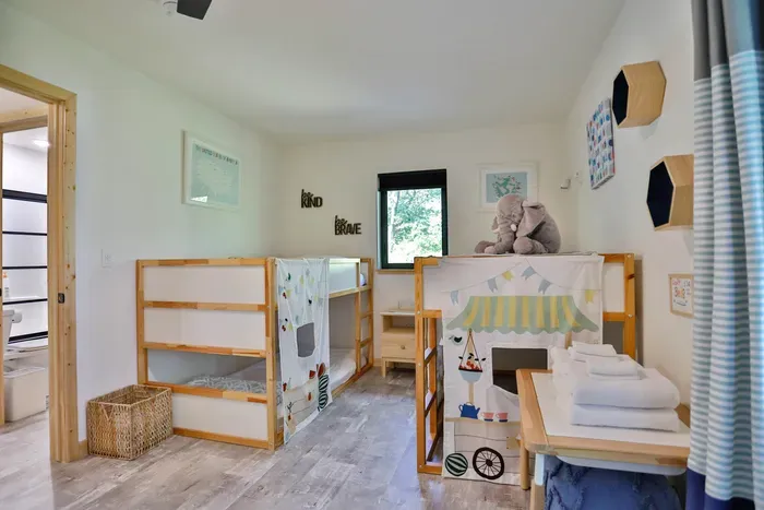 Sleepover vibes with a smart layout that sleeps up to 4 in comfort.