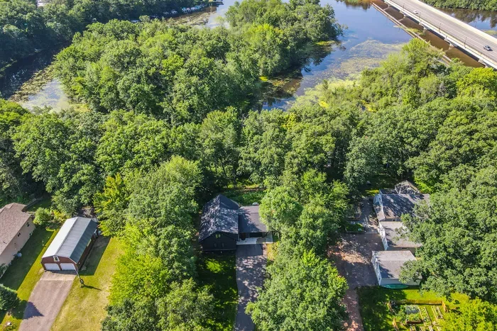 Enjoy a serene setting near the water, with expansive river views and a quiet escape into nature.