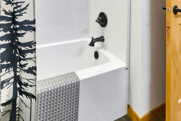 Cozy Bathroom Designed for Guest Comfort