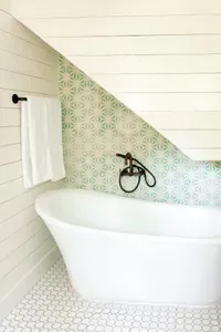 The Sycamore Treehouse - Bathtub