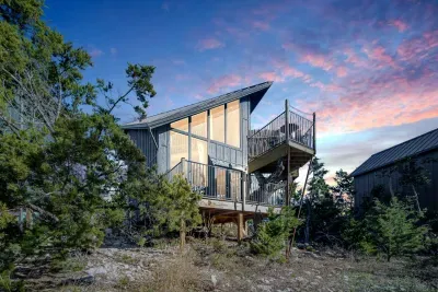 Cabin#8Twi