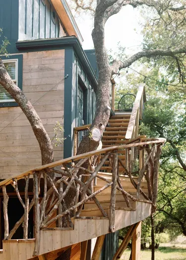 Acorn Treehouse Helical Stairs