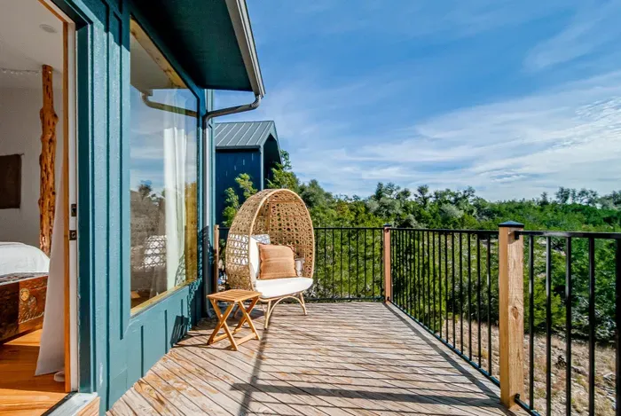 Lower Deck of Treehouse No. 11