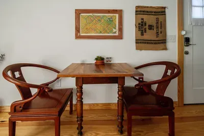 Dining Nook Treehouse No. 11