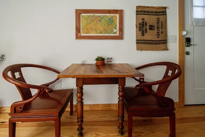Dining Nook Treehouse No. 11