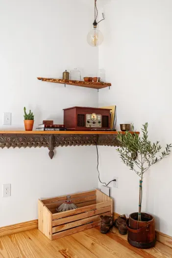 Record Player - Treehouse No. 11