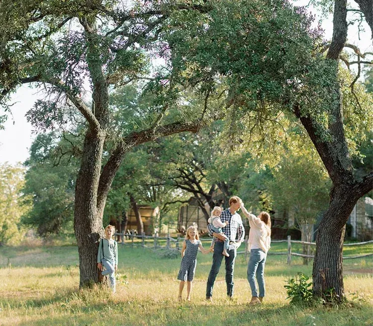 The+Rhodes+Family+at+HoneyTree