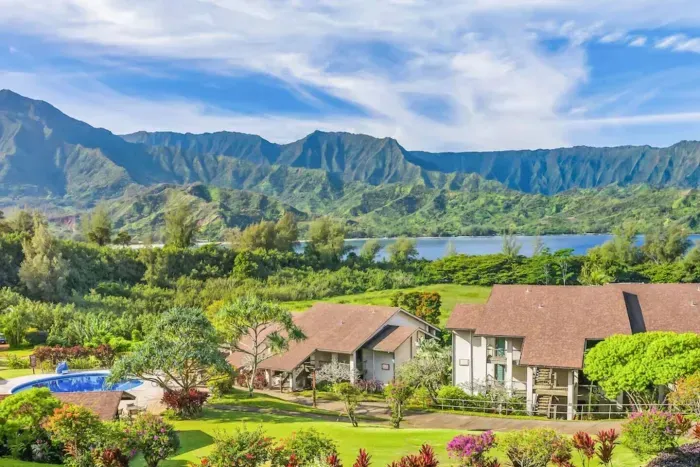 Views Gallore. The richness of the landscape is best experienced in person. 