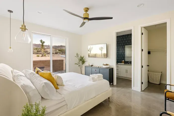 Cuddle up with your loved one and throw on your favorite netflix show before bed