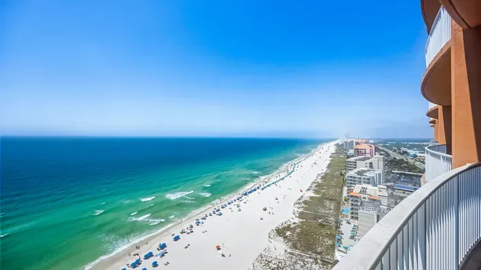 Private balcony with Gulf front views