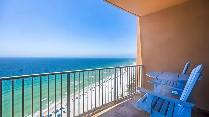 Private balcony with Gulf front views