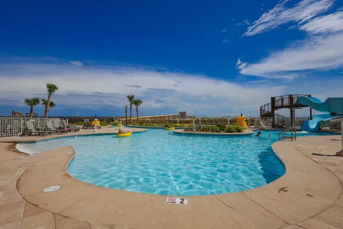 Zero entry outdoor pool