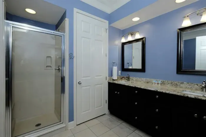 019 104A 200 Peninsula Blvd 10522