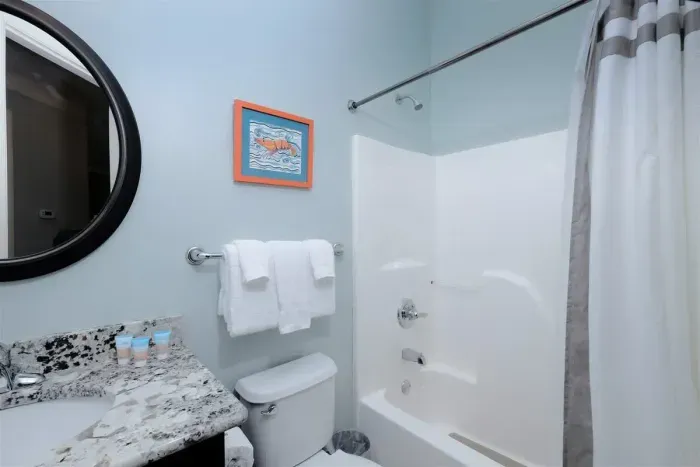 026 104A 200 Peninsula Blvd 10522