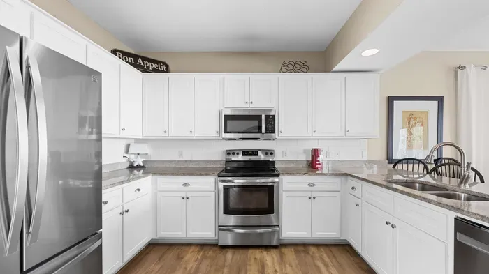 Fully equipped kitchen